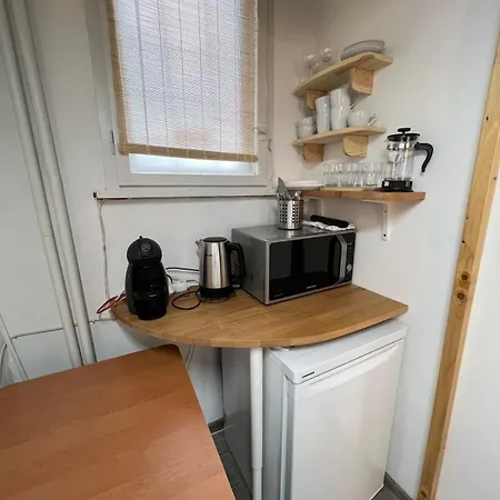 Apartment Time Traveling Studio City *
